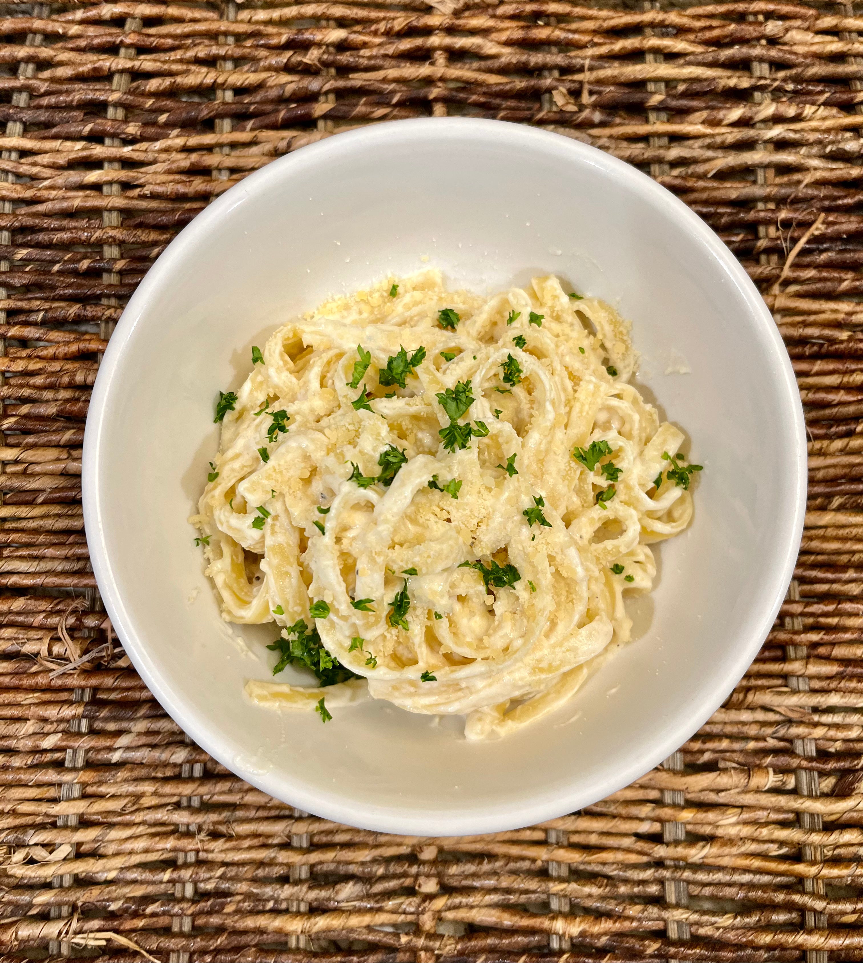 Fettuccine Alfredo (Serves 1)